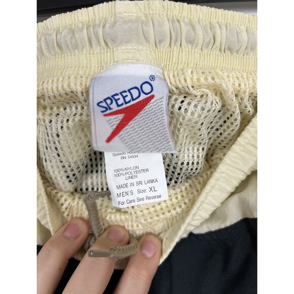 Vintage Mens Speedo Swimming Trunks. Size XL - Picture 4 of 4